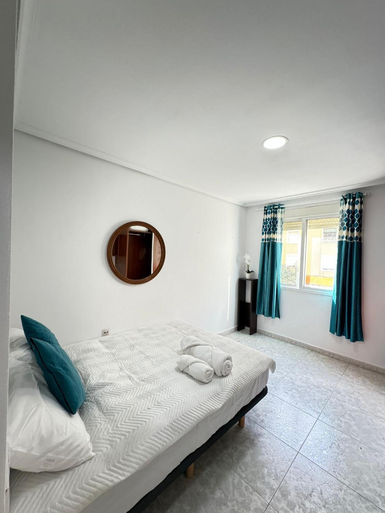 Habitacion Privada Valencia Kültér fotó